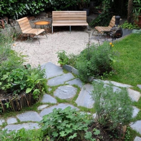 Flagstones in de tuin