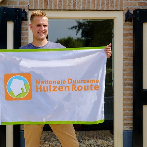 Man met vlag