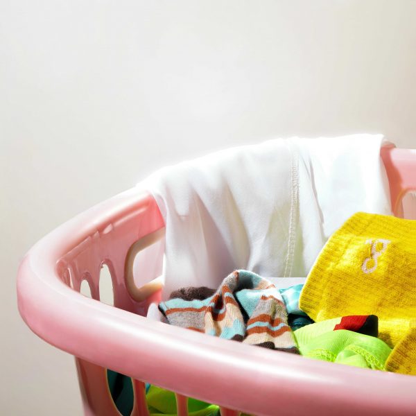 Volle wasmand pexels